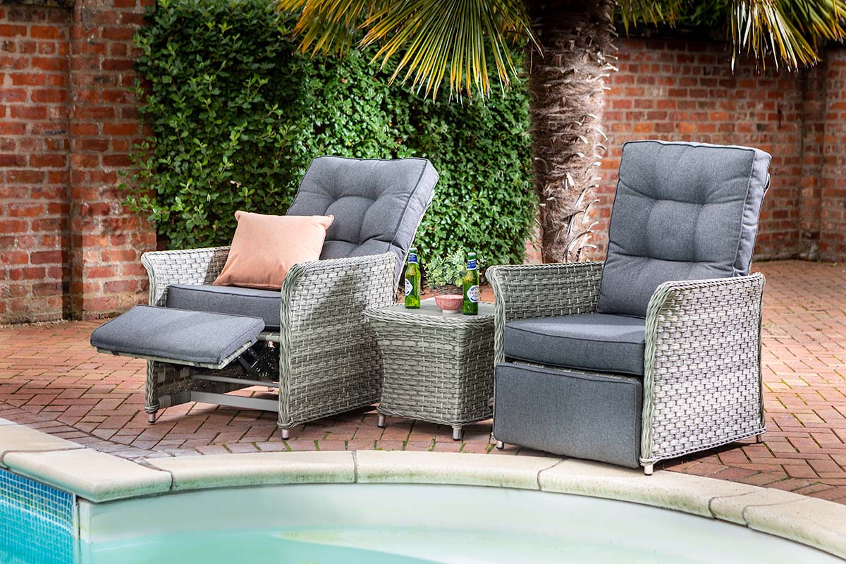 Heritage Gravity Relaxer Companion Set